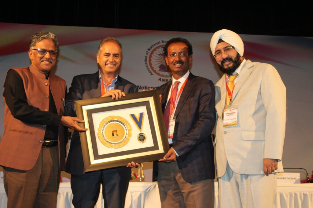 Dr Devi Prasad Shetty received lifetime achievement award