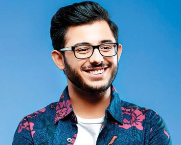 Carryminati Wiki, Age, Height, Girlfriend, Family, Net Worth, Biography & More