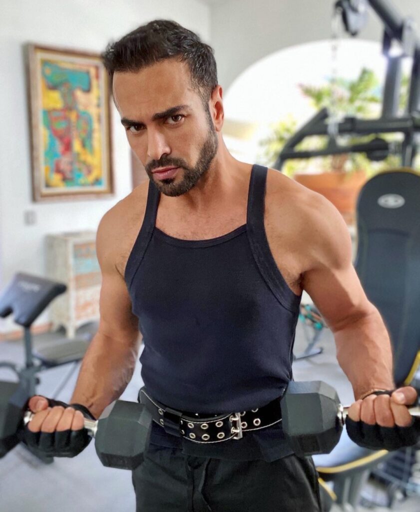 Ariel Miramontes in gym doing exercise