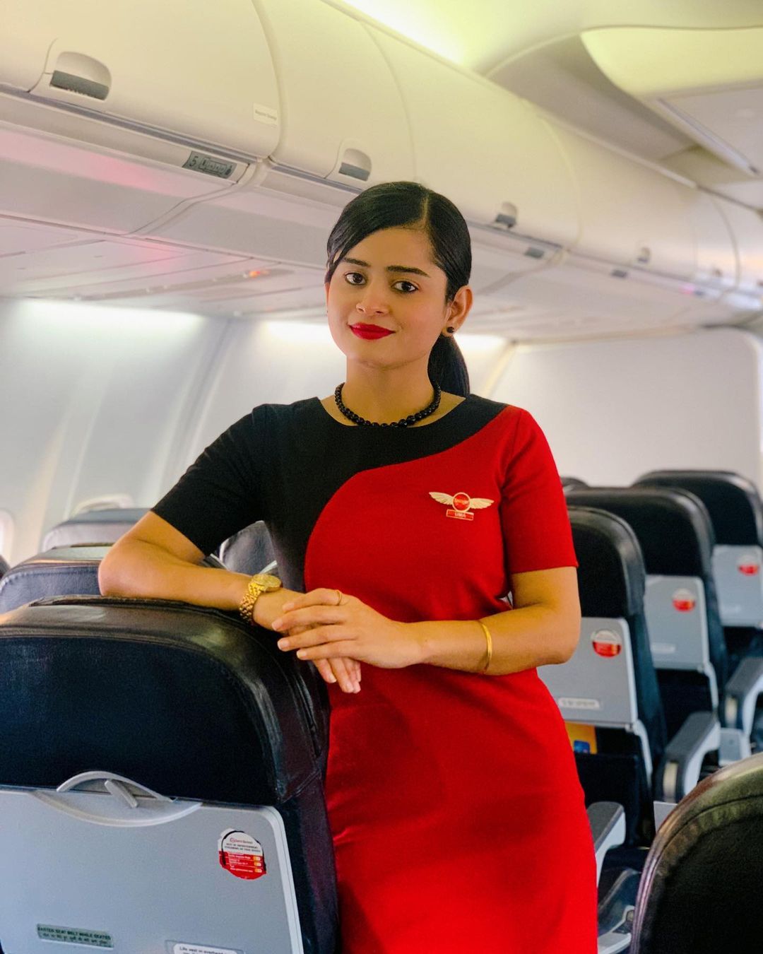 Uma Meenakshi (Instagram Star) Biography, Age, Dance, Net Worth, Air Hostess