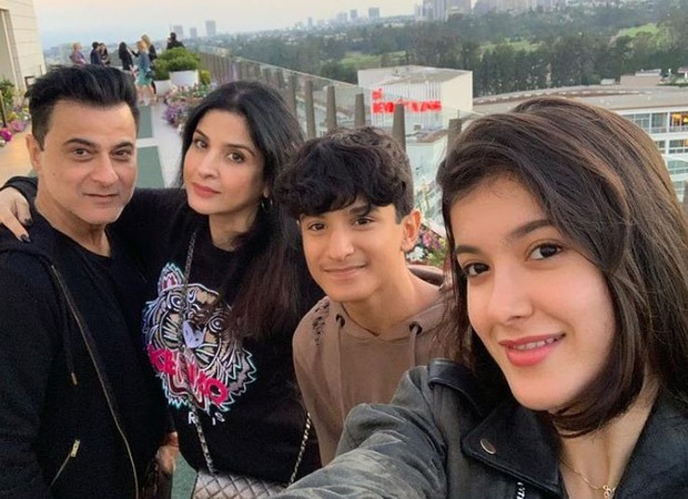 shanaya_kapoor_Family