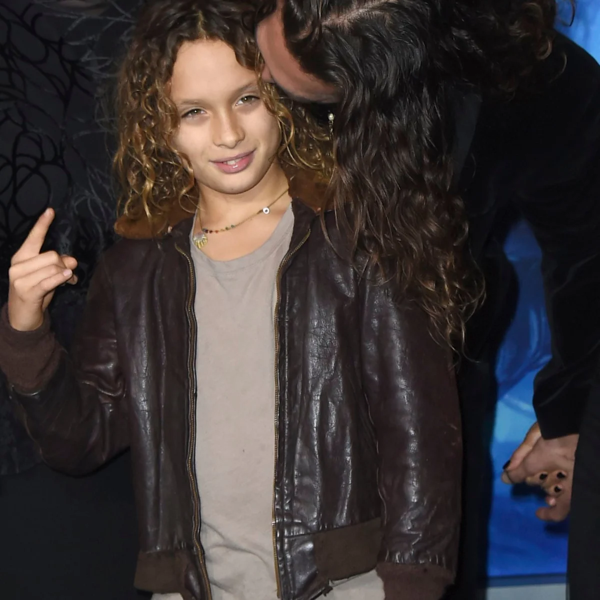 Nakoa-wolf manakauapo namakaeha momoa