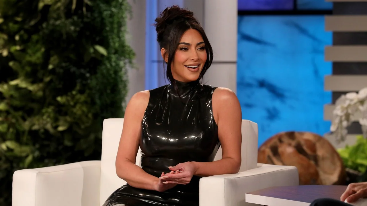 Kim Kardashian wiki – Biography, Spouse, Age, Net Worth, Father, kids, & Facts Today