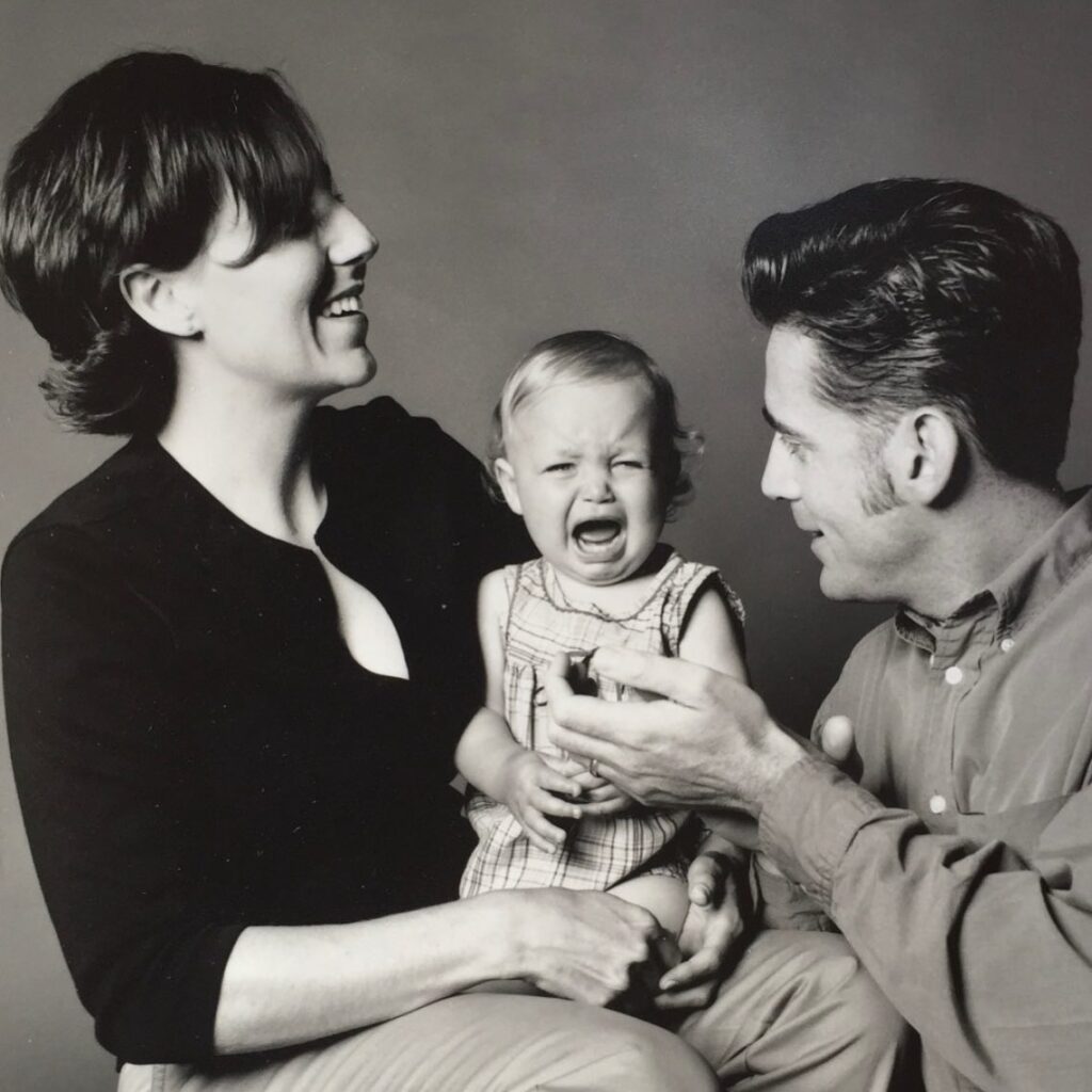 Emma Chamberlain childhood photo with her mom dad