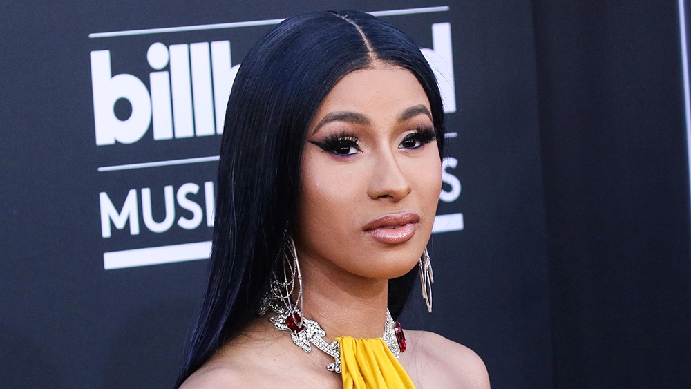 Cardi B – Movies, Biography, News, Age & Photos