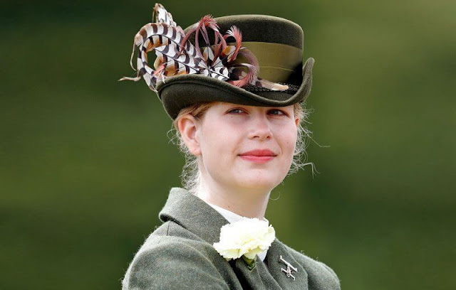 Lady Louise Windsor – Age, Eyes, News, Net Worth, Gossip, Pictures, Video
