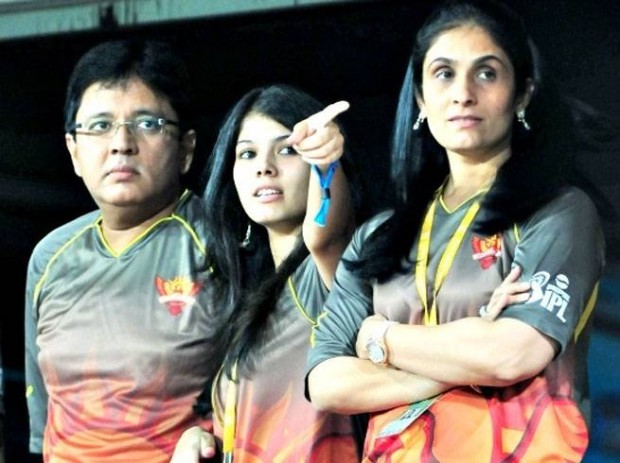 Kavya Maran with parents during IPL match