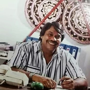 Mahinda Rajapaksa old pic