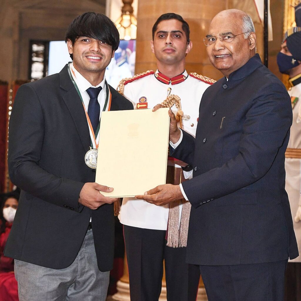 Neeraj Chopra received award by President of India