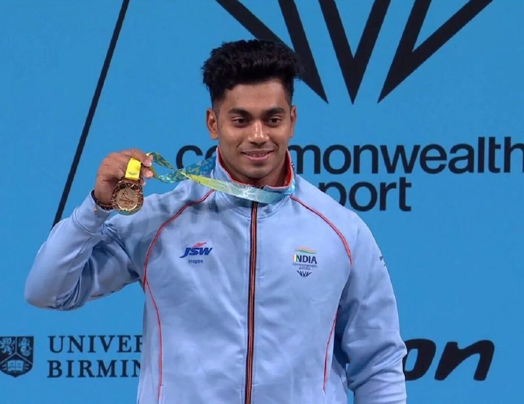 Achinta won gold medal at CWG 2022