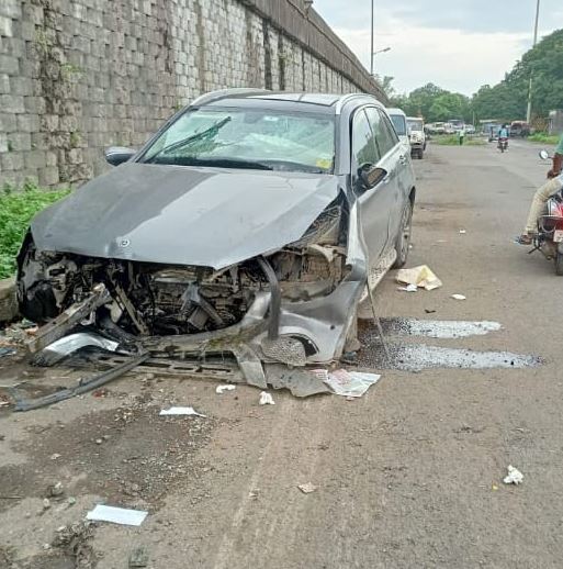 Cyrus Mistry Car accident photo