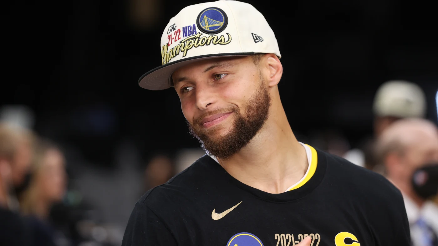 Steph Curry Stats, Height, Weight, Position, Brother, Sister, Wife, Status and Biography
