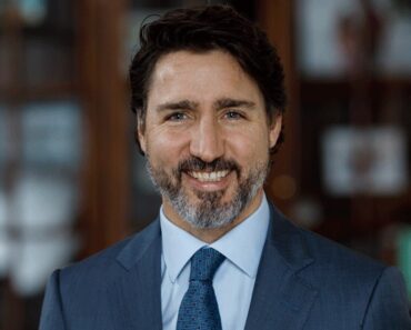 Justin Trudeau Wiki, Age, Height, Wife, Children, Family, Education, Net Worth, Biography & More