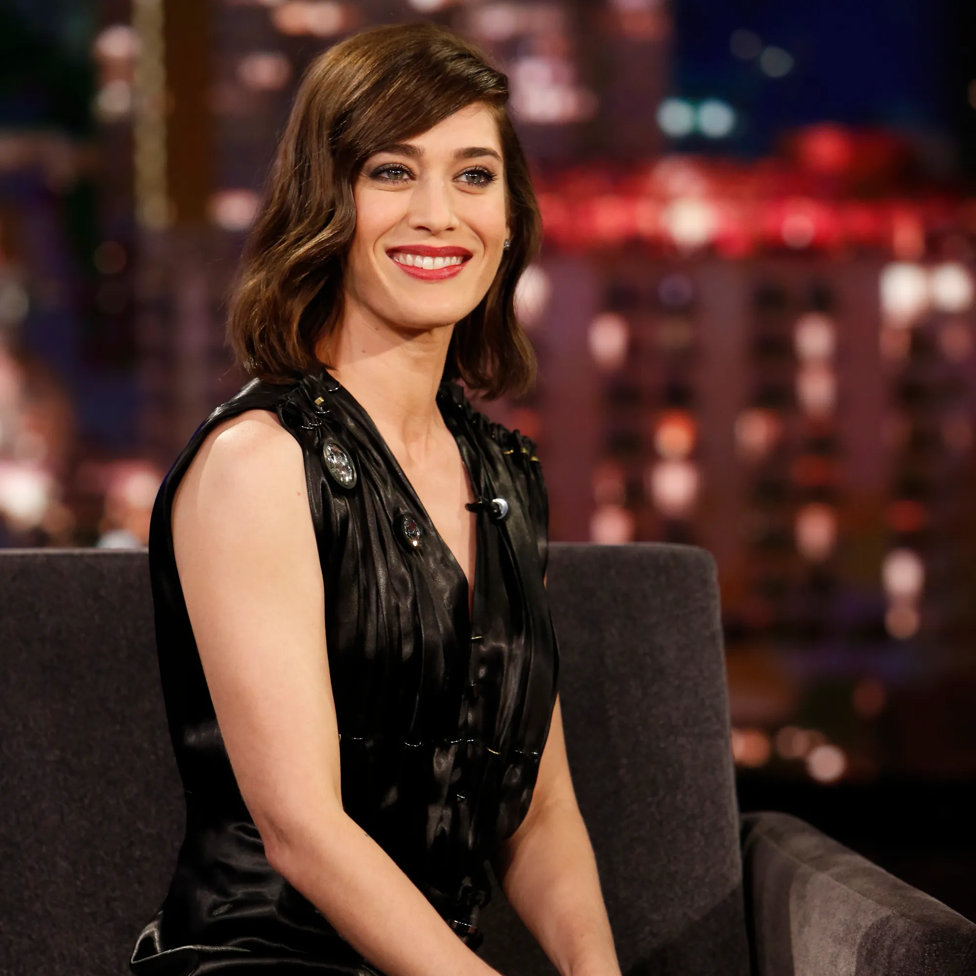 Milana Vayntrub Biography – Age, Height, Net Worth, Movies and TV Shows, Kids