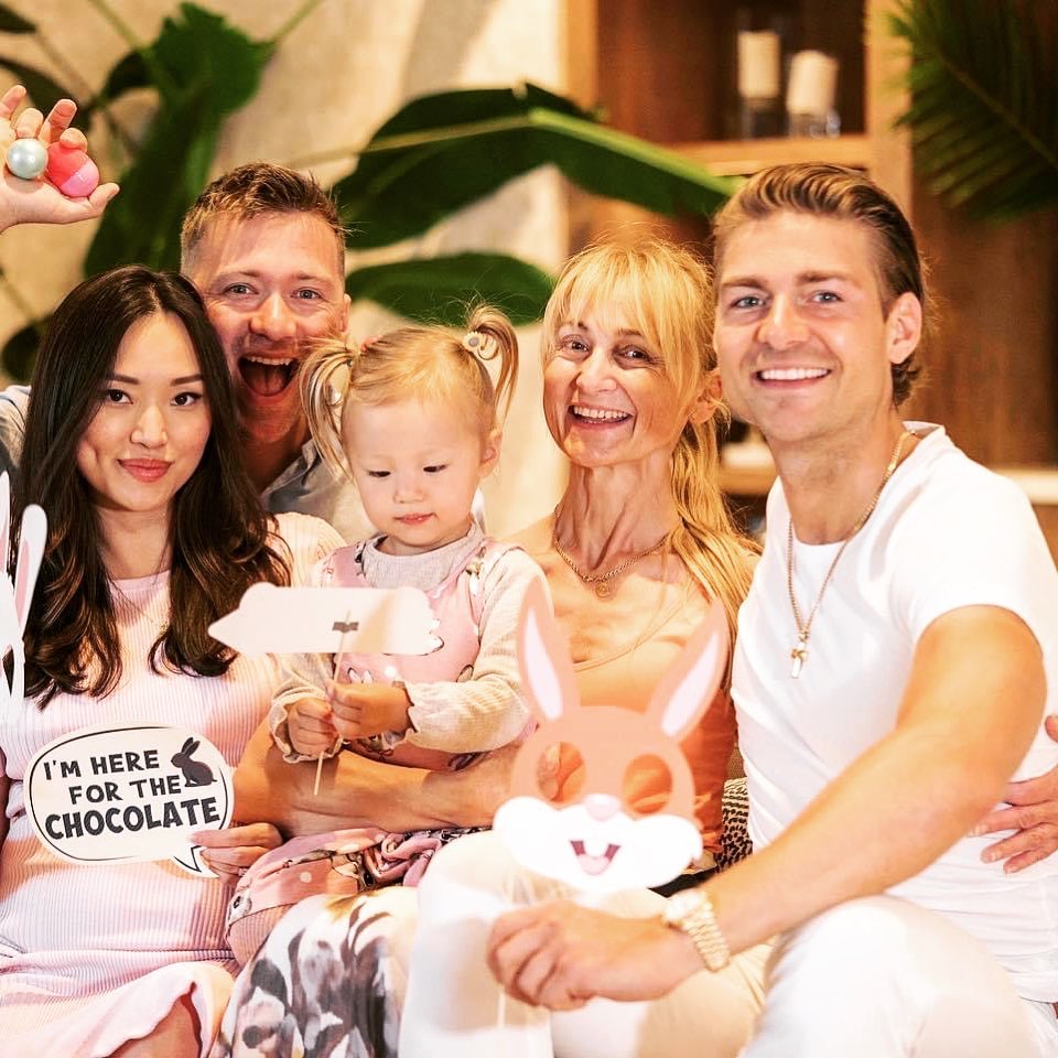 Jeremy Fragrance with his family