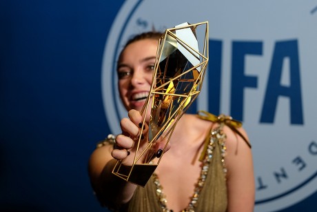 Florence wins Best Actress Award