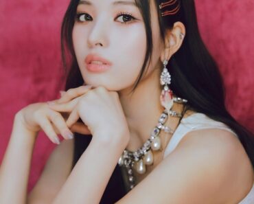 Jinni Nmixx Wiki, Age, Height, Boyfriend, Family, Nationality, Net Worth, Biography & More
