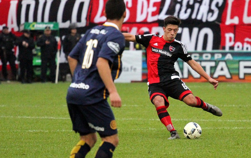 Lisandro played for Newell's Old Boy Cub Team