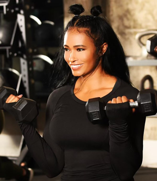 Pilar Sanders as a fitness instructor