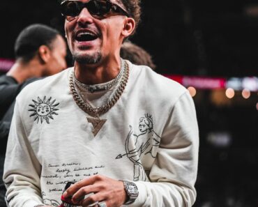Trae Young Wiki, Age, Height, Wife, Parents, Girlfriend, Children, Stats, Salary, Net Worth, Biography & More