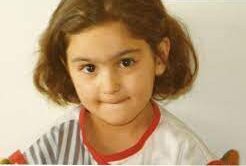 Childhood photo of Nazanin Boniadi