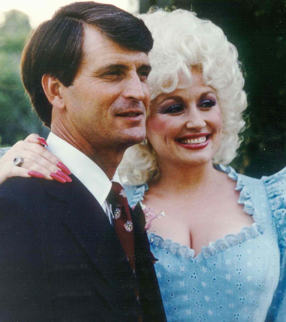 Dolly Parton with her husband Carl Thomas Dean