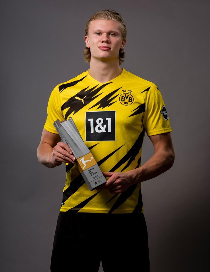Erling wins Bundesliga Player of the season in year 2021