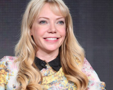 Riki Lindhome Wiki, Age, Height, Boyfriend, Parents, Career, Net Worth, Biography & More