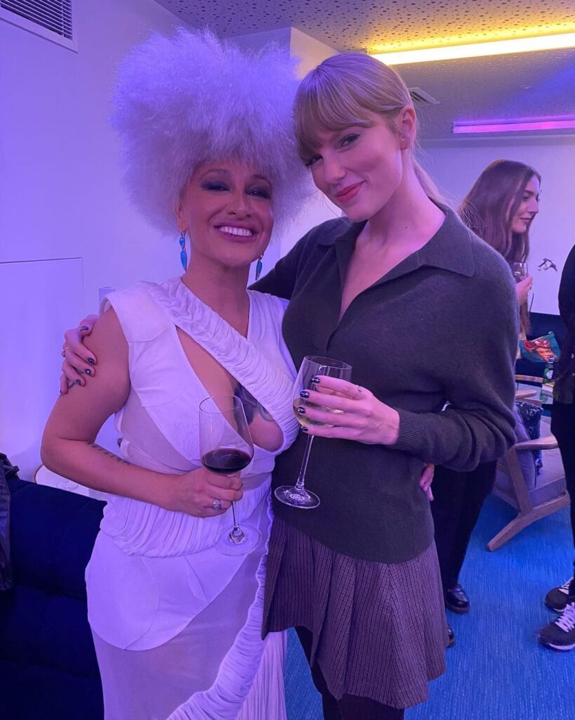 Lady Blackbird with Taylor Swift