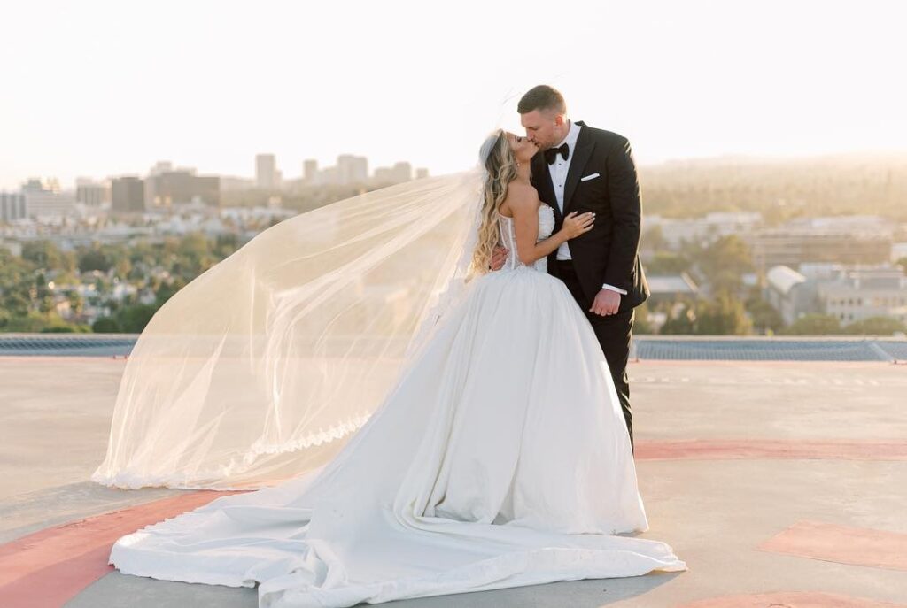 Saryn Anderson marriage photo