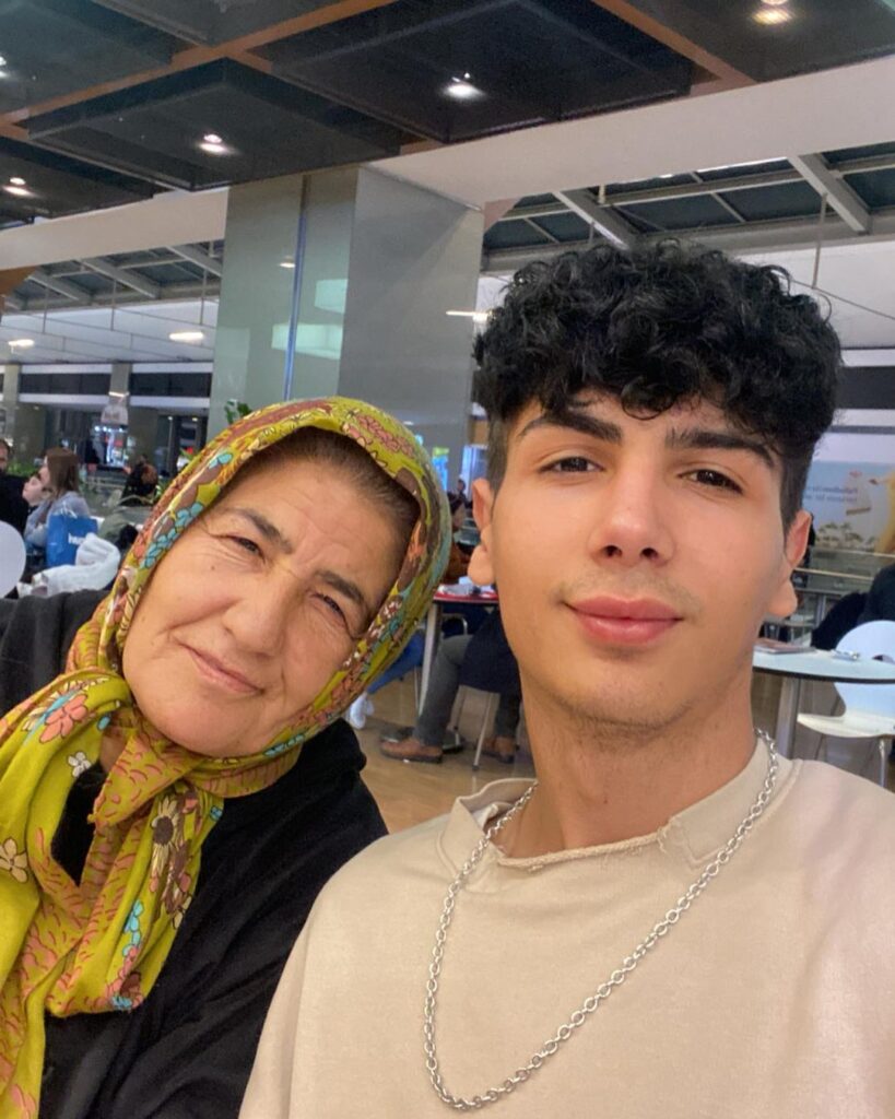Taha Duymaz with his mother