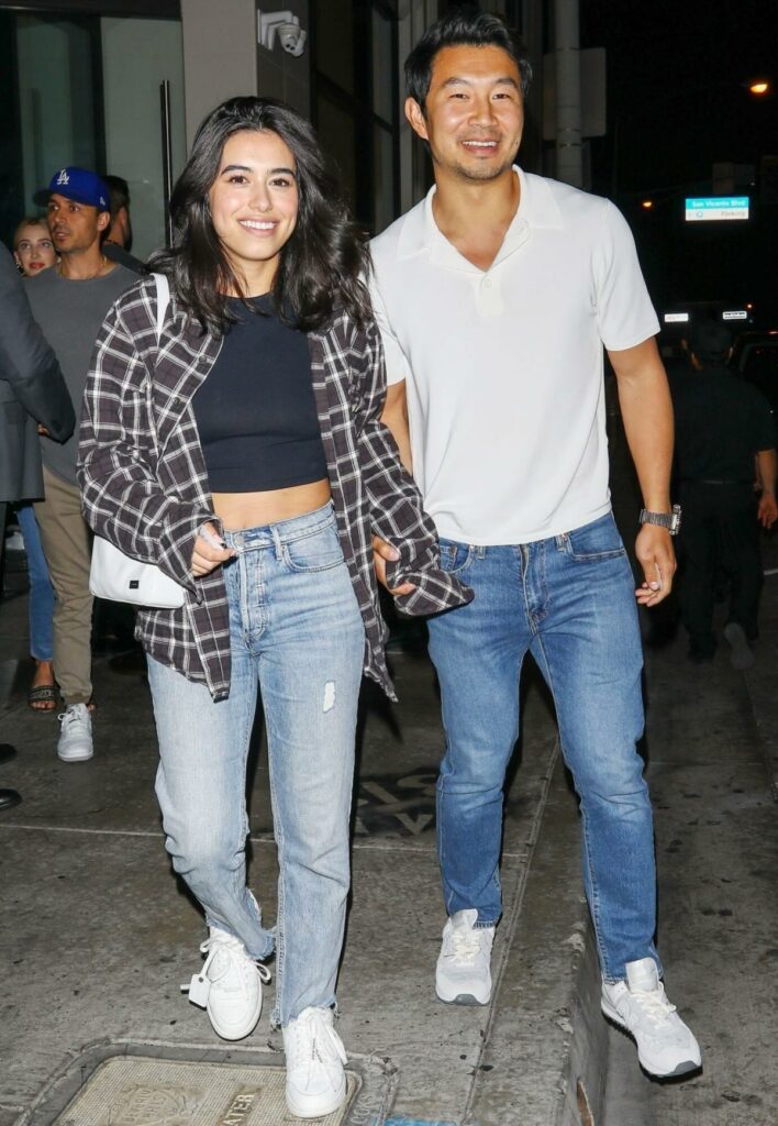 Jade Bender holding hands with boyfriend Simu Liu