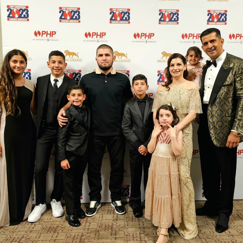 Patrick Bet-David with his family on an event