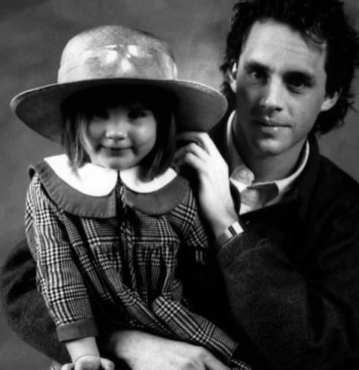 Mikhaila Peterson childhood image with her dad