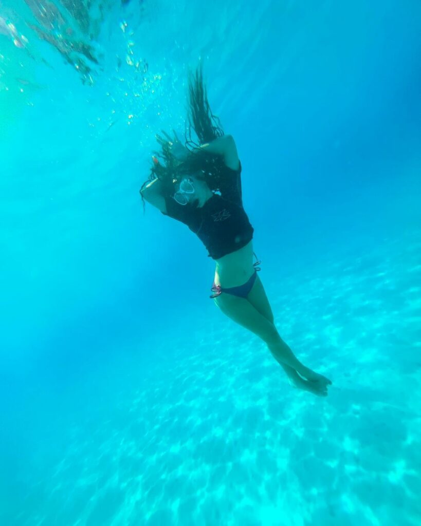 Chloe Coleman swimming