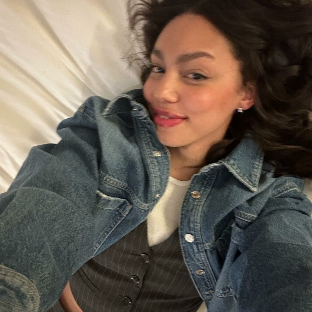 Emma Ferreira selfie