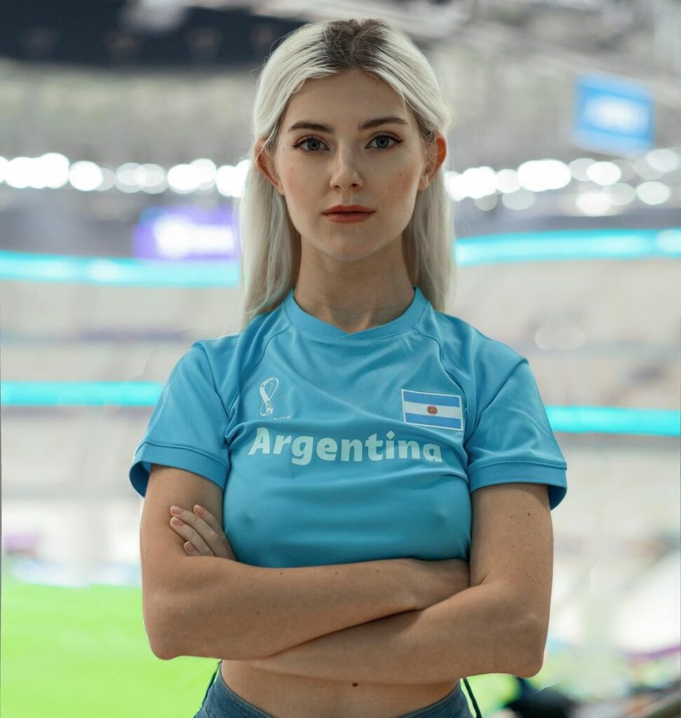 Eva Elfie in Argentina