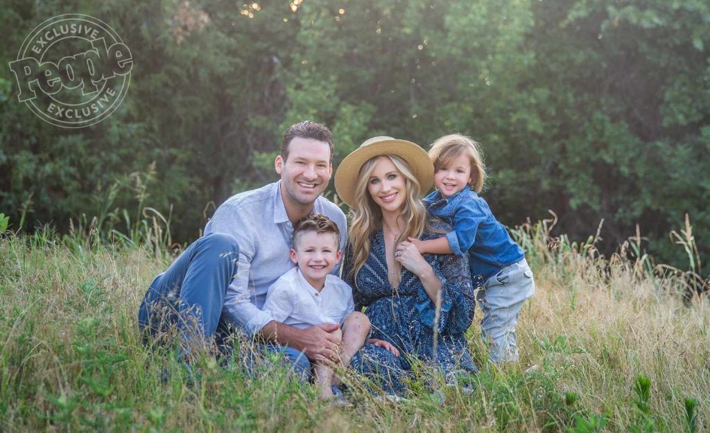 Candice Crawford with her husband and kids