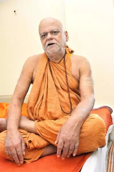 Swami Nischalananda Saraswati 