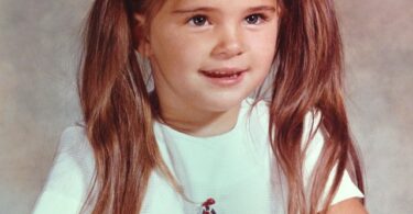 Danielle Smith Wiki, Age, Education, Husband, Family, Career, Net Worth, Biography & More