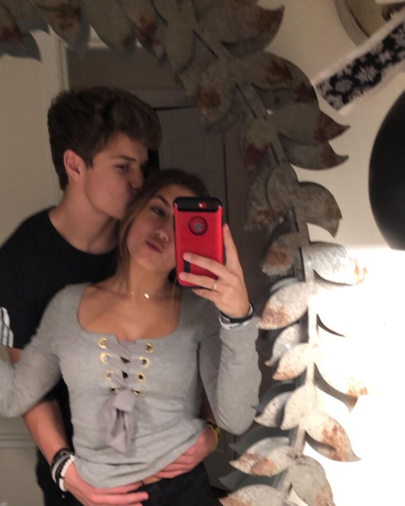 JJ McCarthy selfie with his girlfriend