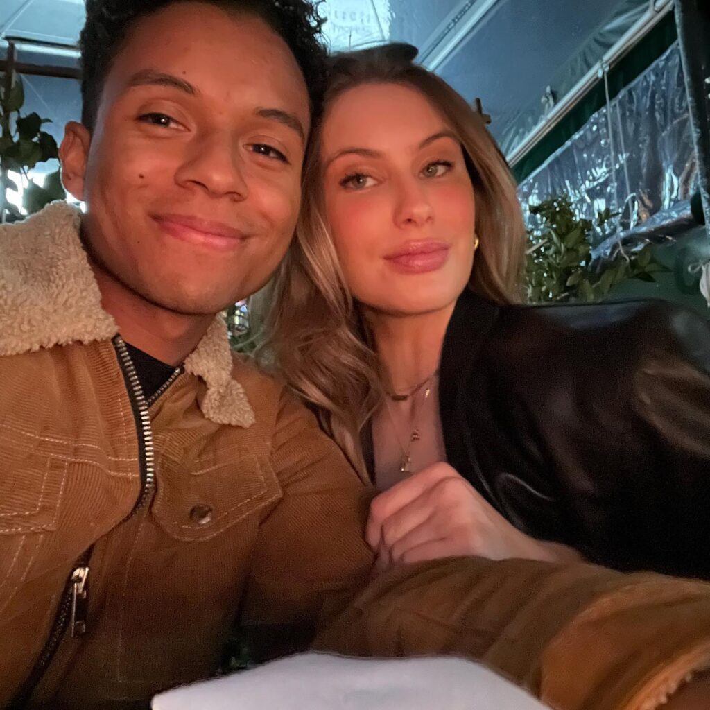 Jaafar Jackson in a resturant with his girlfriend Maddie