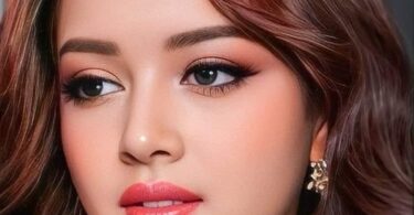 Elina Devia Wiki, Age, Height, Boyfriend, Parents, Nationality, Net Worth, Biodata & More