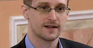 Edward Snowden Wiki, Age, Height, Wife, Family, Children, Education, Net Worth, Biography & More