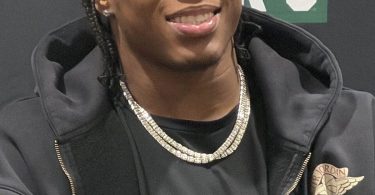 Jahmyr Gibbs Wiki, Age, Height, Parents, Girlfriend, Ethnicity, Net Worth, Biography