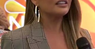 Chrissy Teigen Wiki, Age, Height, Family, Husband, Net Worth, Biography & More