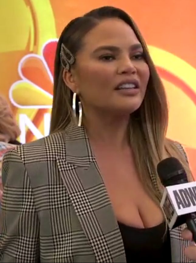 Chrissy Teigen Wiki, Age, Height, Family, Husband, Net Worth, Biography & More