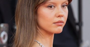 Mia Goth Wiki, Age, Height, Husband, Parents, Children, Salary, Net Worth, Biography & More