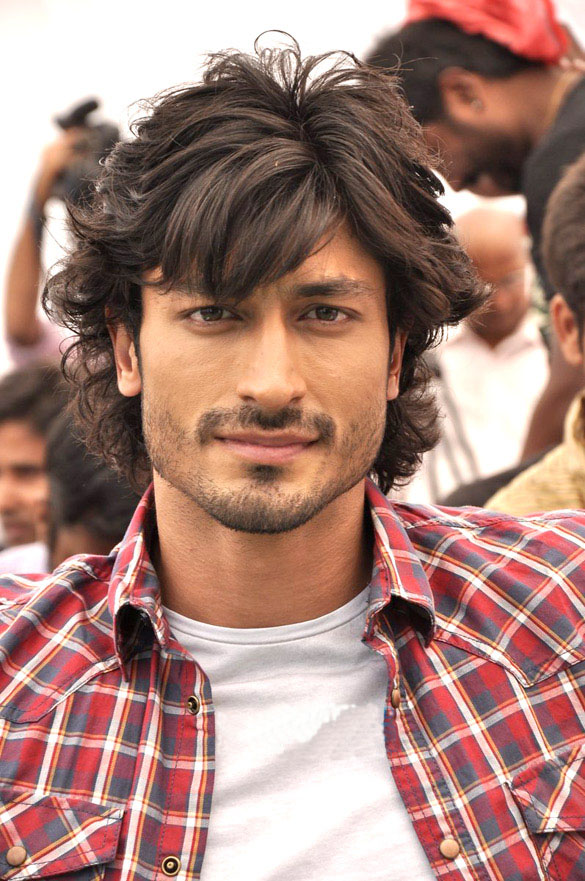Vidyut Jammwal Wiki, Age, Height, Net Worth 2026